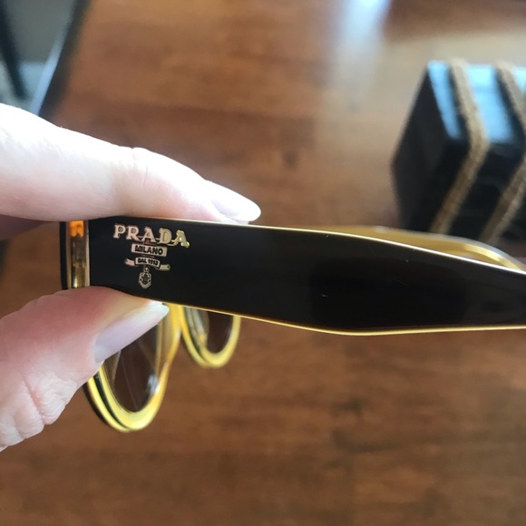 Prada sunglasses - Picture 8 of 8